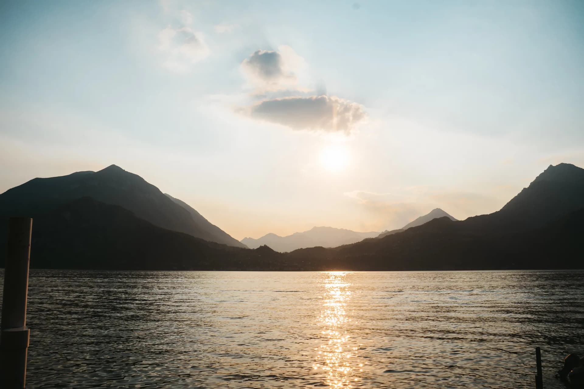 Lariosaurus et autres mystères : les légendes cachées du lac de Côme, Italie, guide de voyage Âme Bohème