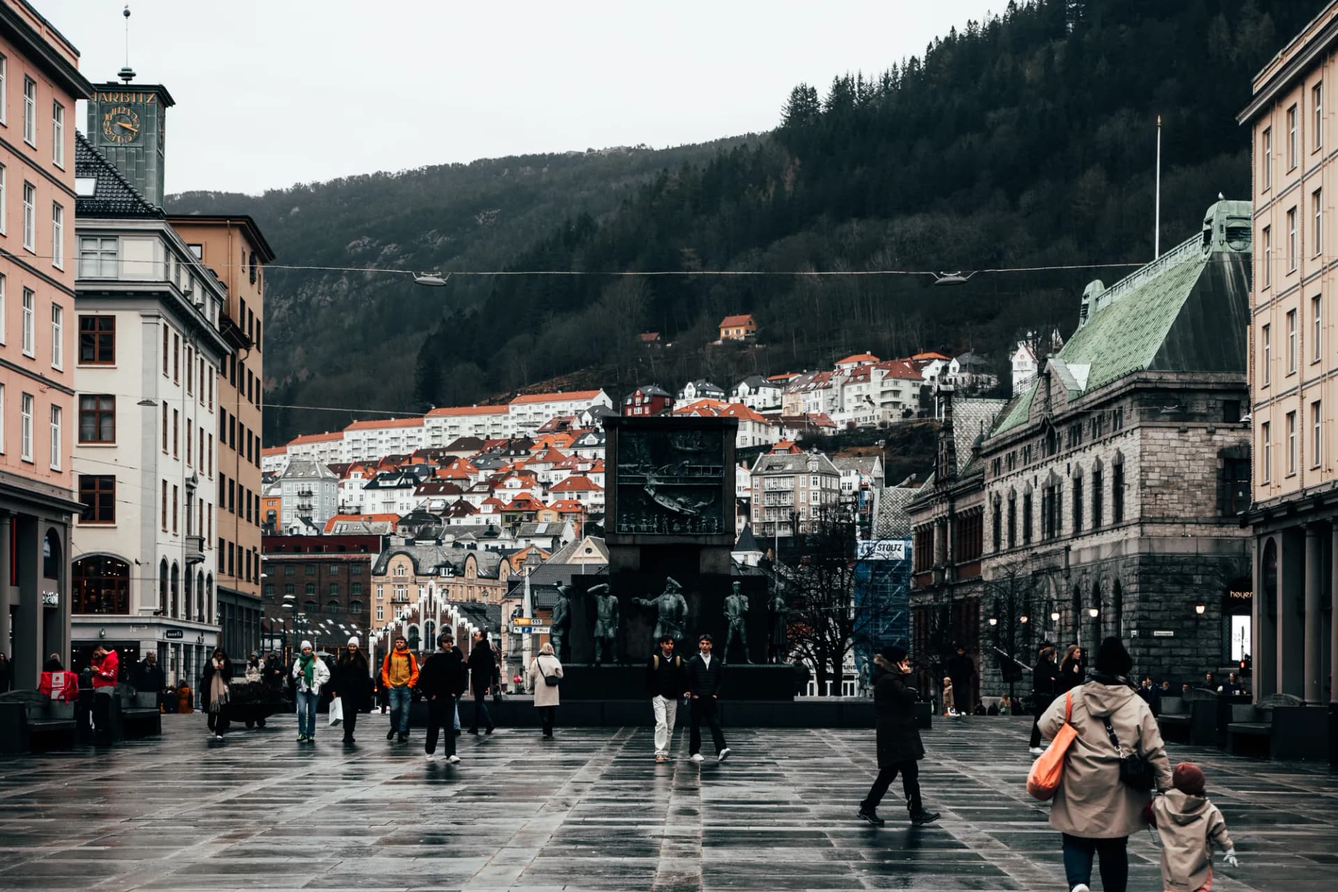 Bergen sous la pluie : 10 activités pour profiter de la ville même par mauvais temps, Norvège, guide de voyage Âme Bohème