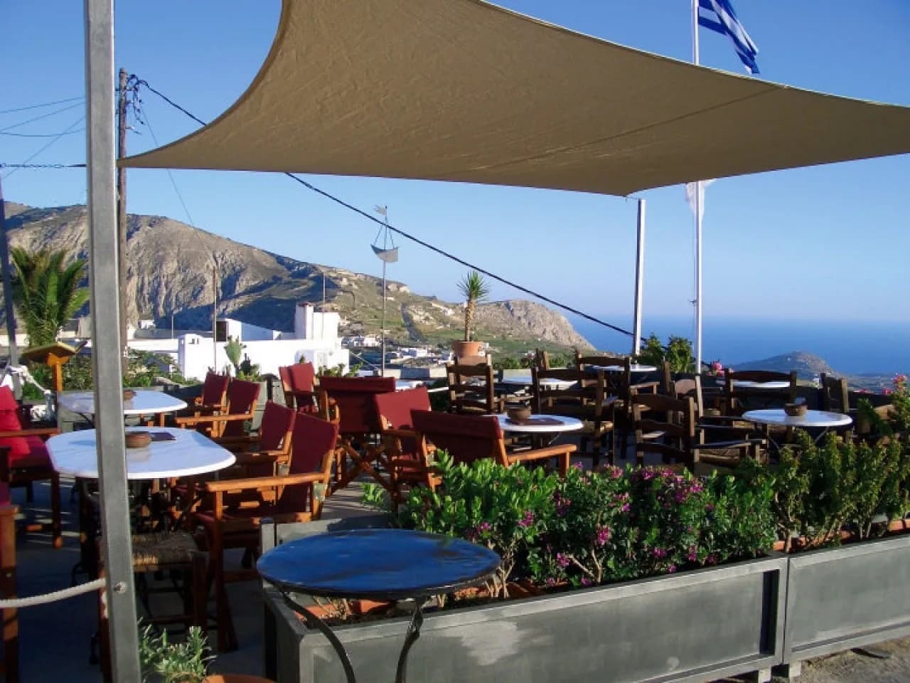 Les 10 Meilleurs bars de Santorin pour boire un verre