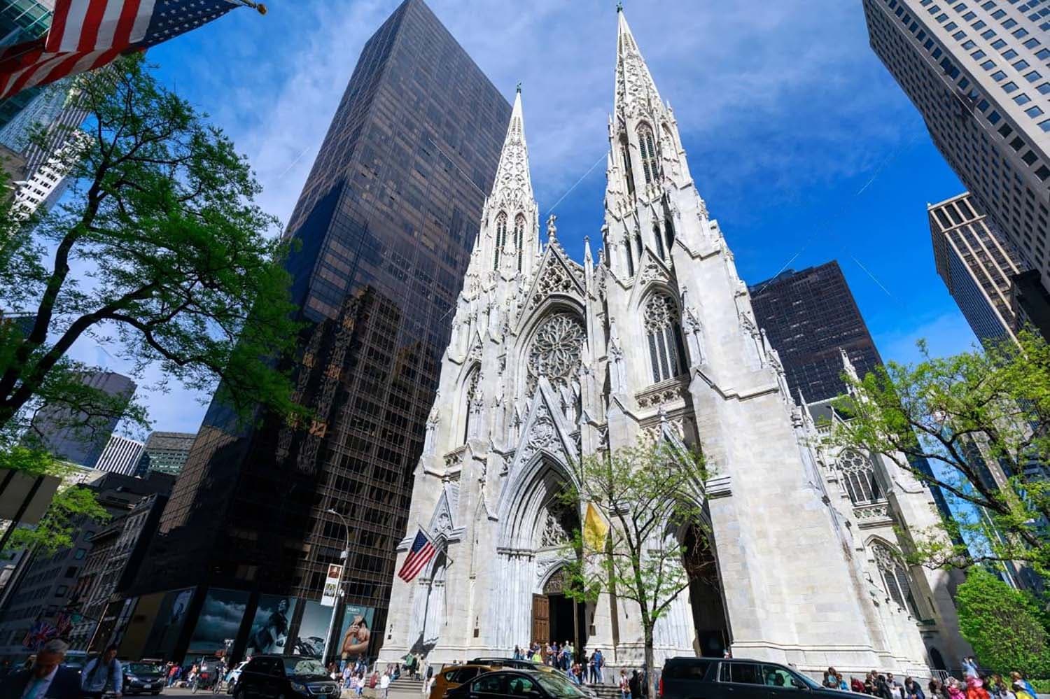 Cathédrale Saint-Patrick : un majestueux joyau néo-gothique au cœur de New York — New York, guide de voyage Âme Bohème
