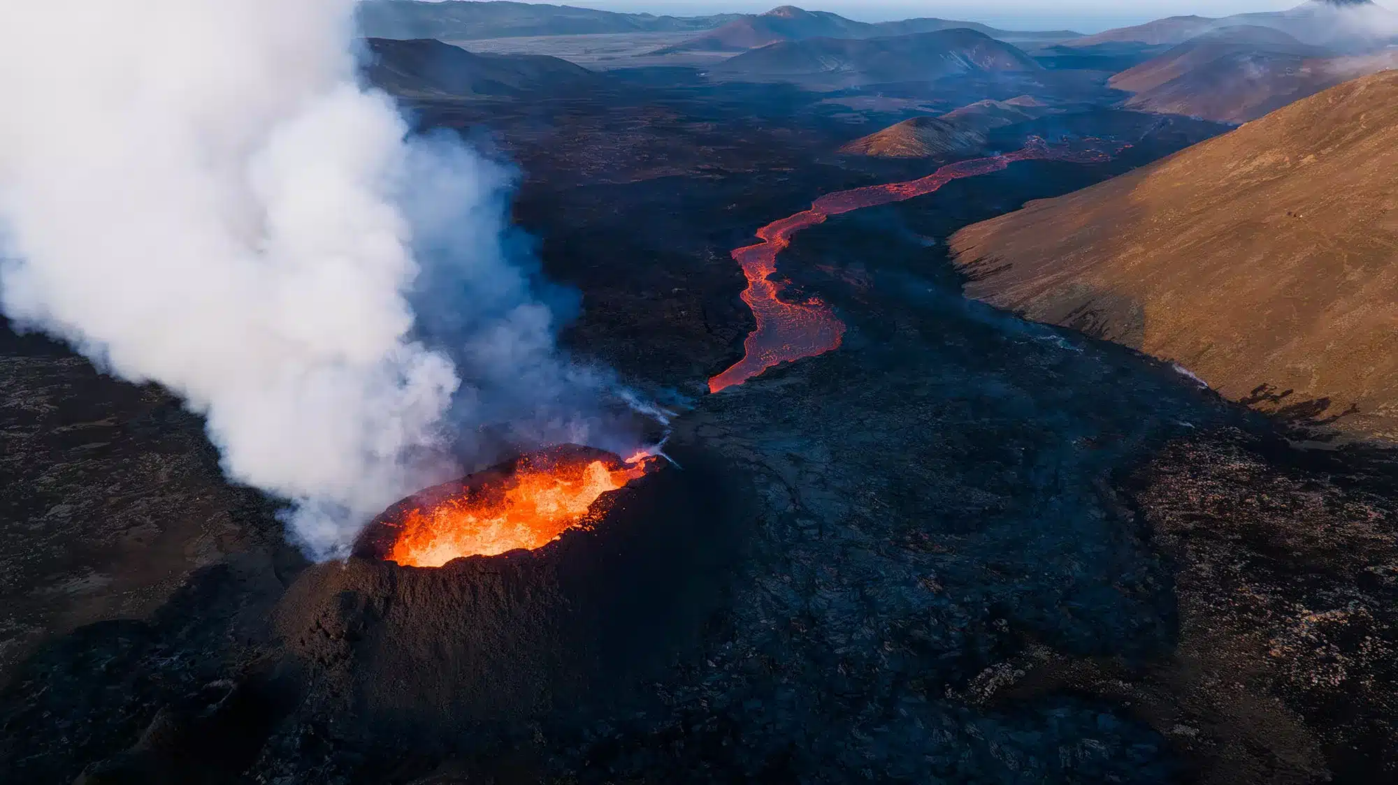 Éruption 2023 du volcan Litli-Hrútur en Islande — Guide complet — Islande, guide de voyage Âme Bohème