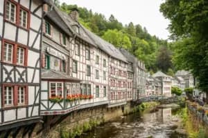 Les 30 plus beaux villages d’Europe à visiter absolument en 2026