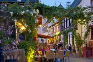 Explorez le village de Rudeshein am Rhein en Allemagne