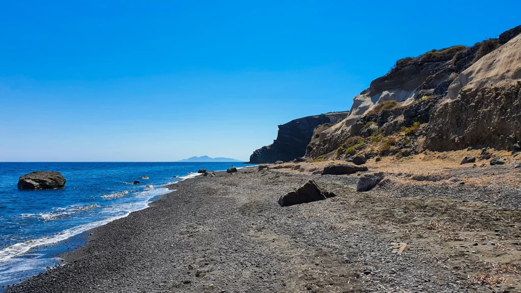 Columbo's little-known beach on Santorini