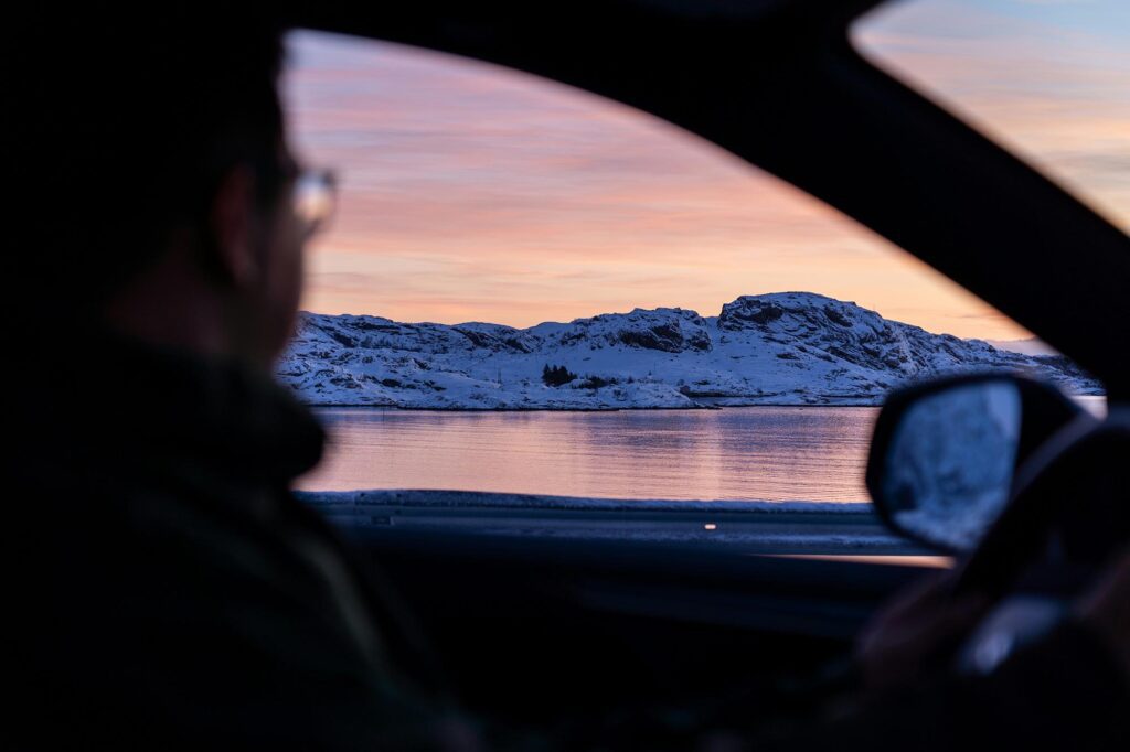 Parcourir les Lofoten en voiture ou en van