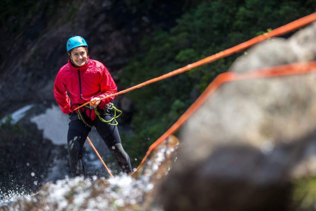 Comment se déroule la journée de canyoning ?