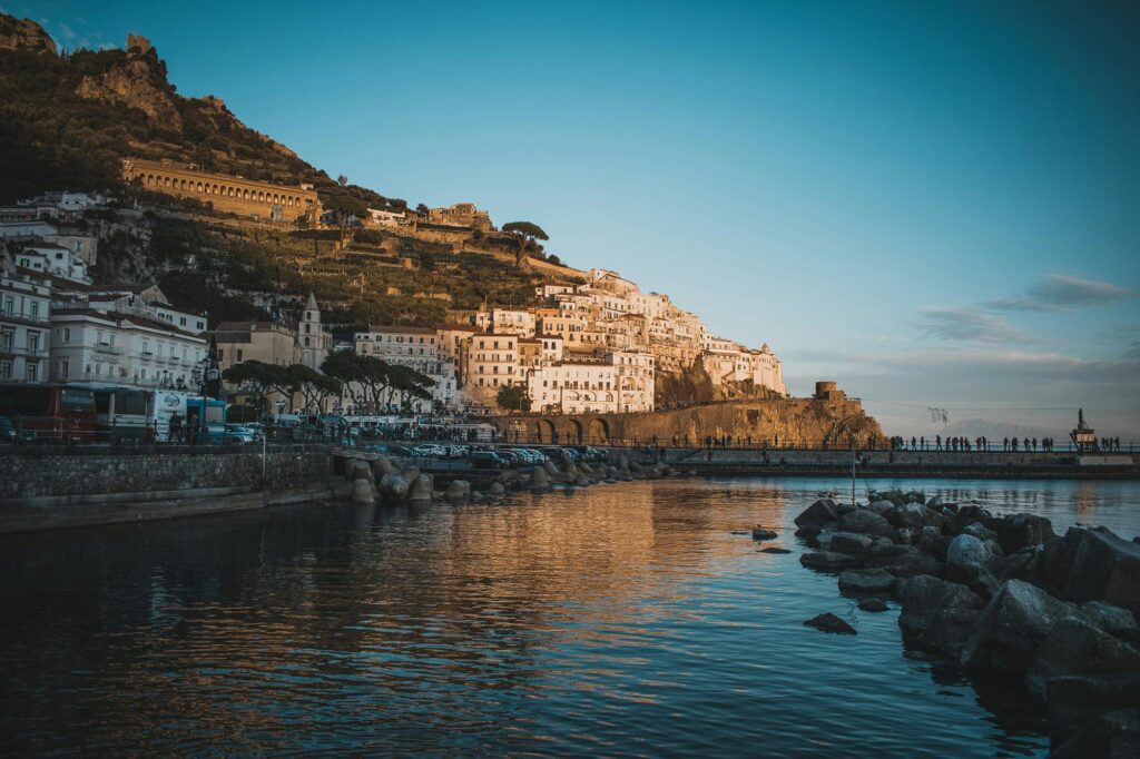 La célèbre côte Amalfi en Italie