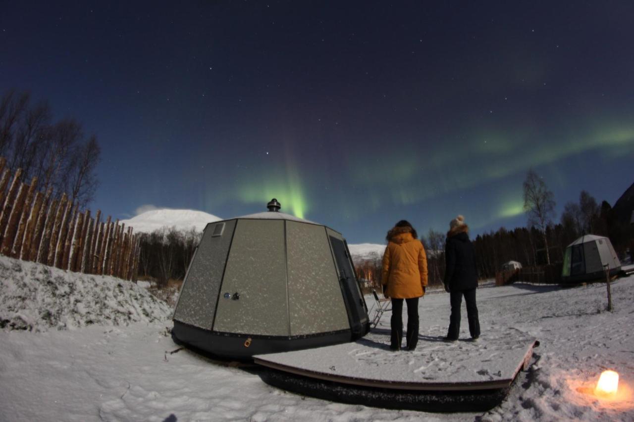 Une nuit sous les étoiles au North Basecamp Experience