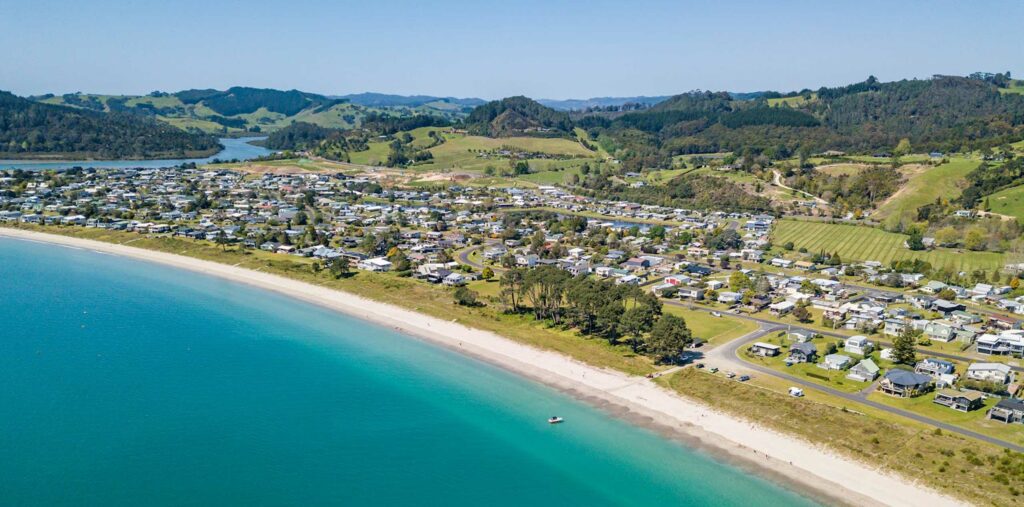 Cooks Beach, à Coromandel