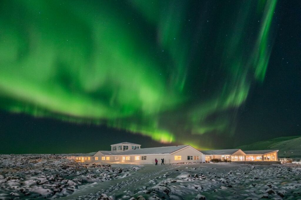 Le Northern Light Inn au pied du Blue Lagoon