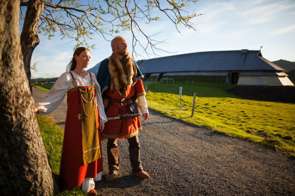 Dans la maison longue des vikings