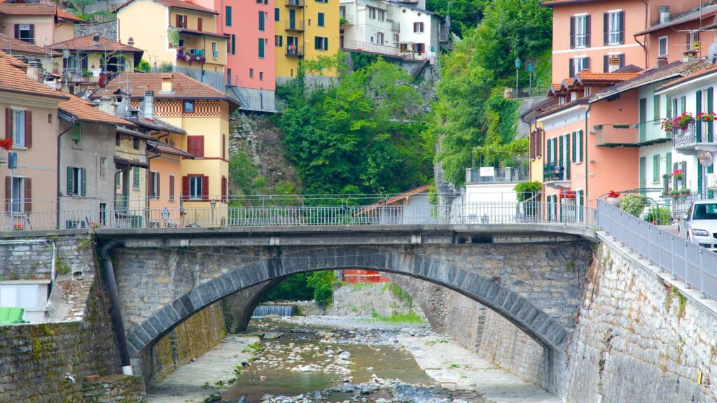 Le pont historique d'Argegno