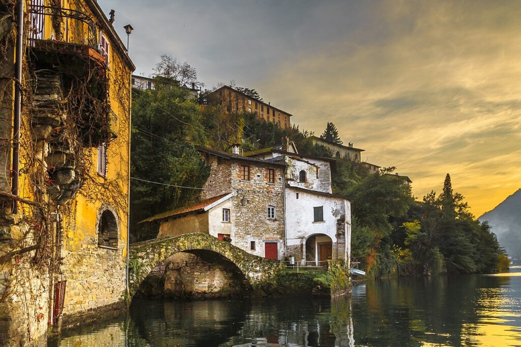 Explorez le magnifique village de Nesso