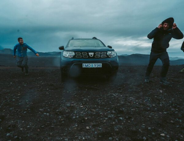 Assurance SAAP en Islande : Protégez Votre Véhicule des Cendres Volcaniques